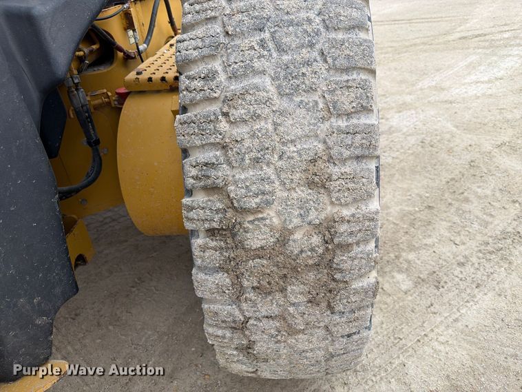 image for item FP3152 2011 Caterpillar 140M2 VHP Plus motor grader
