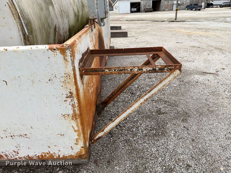 image for item FP3153 Fuel tank
