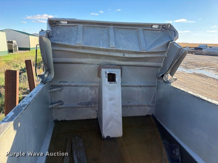 image for item FP3156 2009 Thiele Titan dump bed