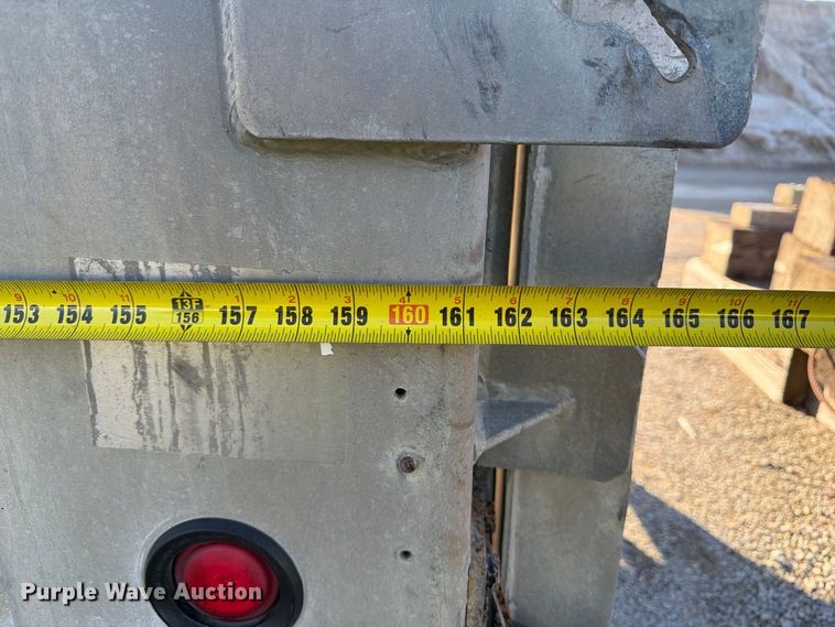 image for item FP3156 2009 Thiele Titan dump bed