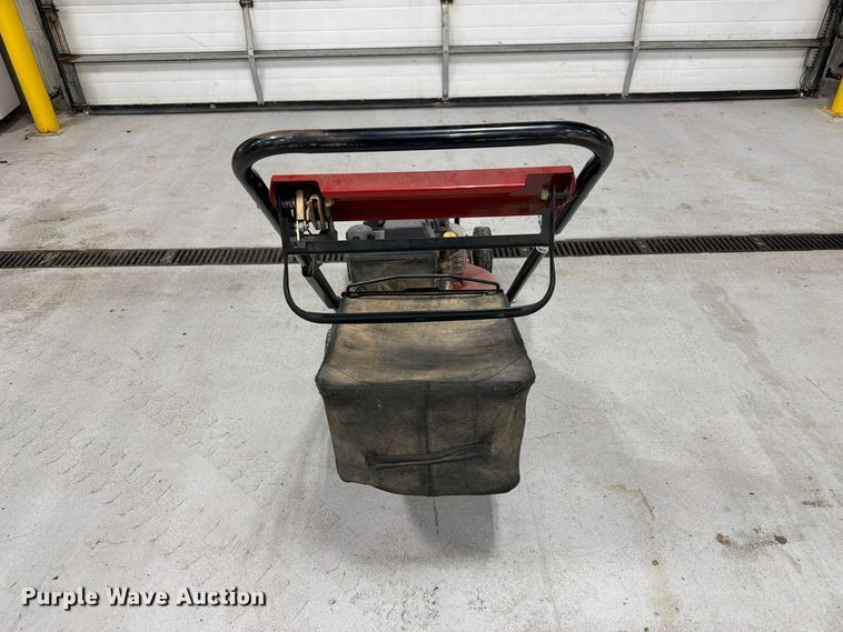 image for item FP3167 (4) Toro push mowers