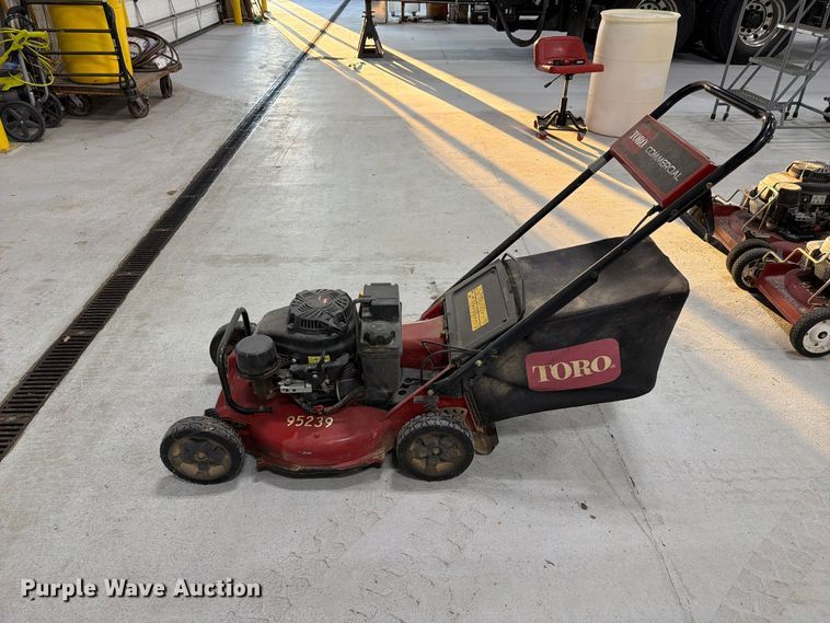 image for item FP3167 (4) Toro push mowers