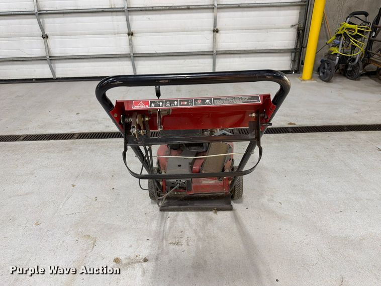 image for item FP3167 (4) Toro push mowers