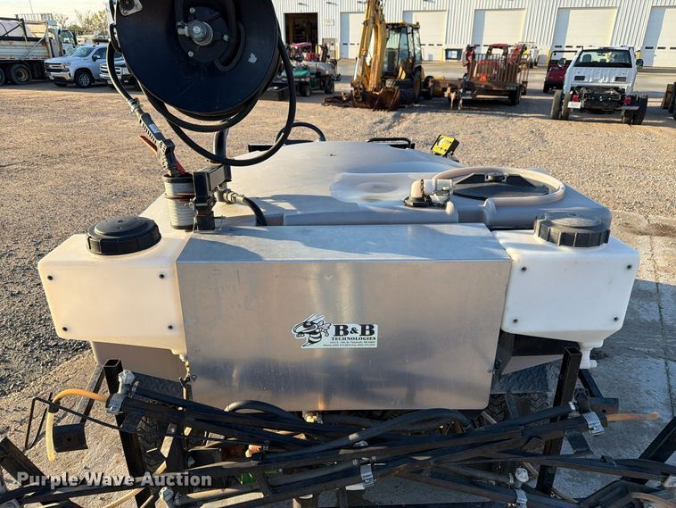 image for item FP3171 2002 Cushman Turf Truckster turf sprayer
