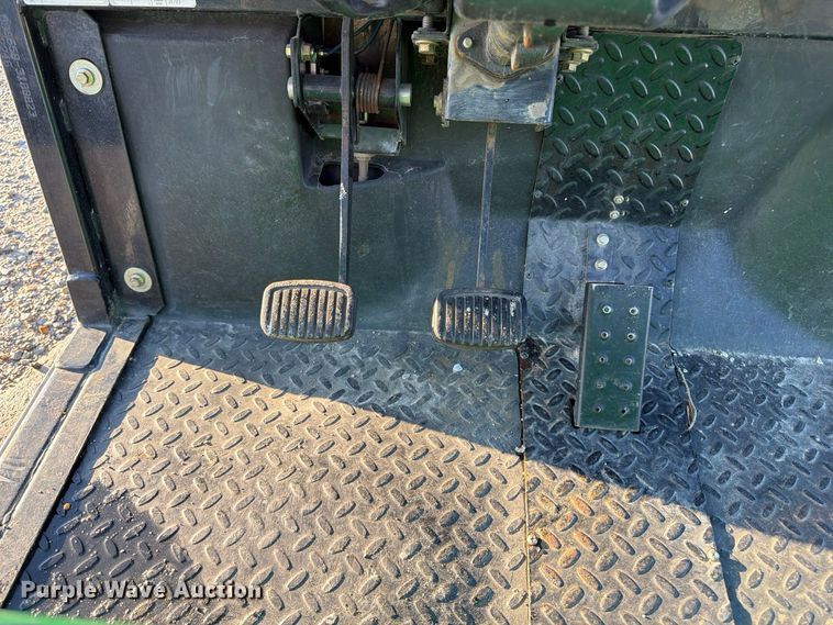 image for item FP3171 2002 Cushman Turf Truckster turf sprayer