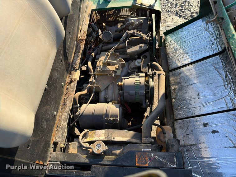 image for item FP3171 2002 Cushman Turf Truckster turf sprayer