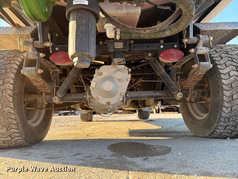 image for item FP3171 2002 Cushman Turf Truckster turf sprayer