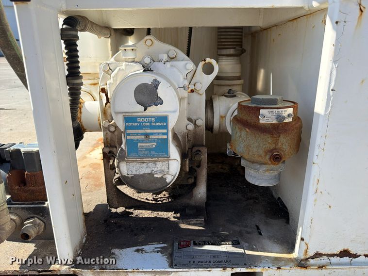 image for item FP3175 Wachs Trac-L-Vac 300 vacuum excavator