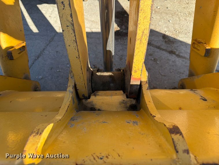 image for item FP3176 2007 Caterpillar 430E backhoe