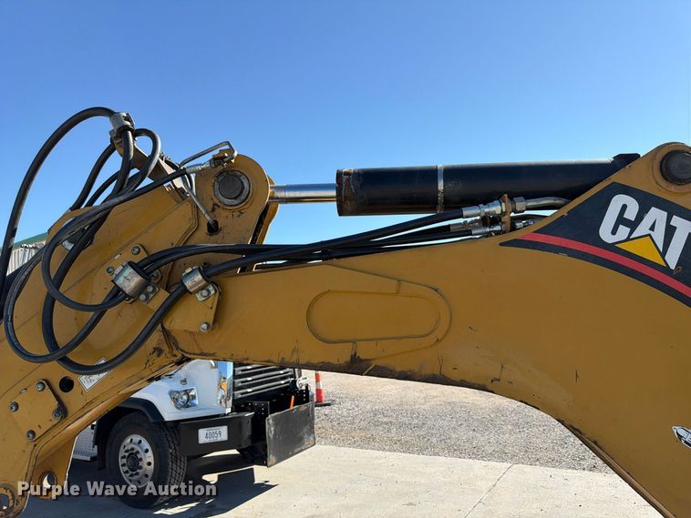 image for item FP3176 2007 Caterpillar 430E backhoe