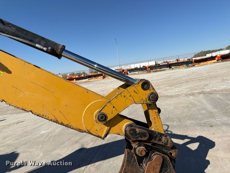 image for item FP3176 2007 Caterpillar 430E backhoe