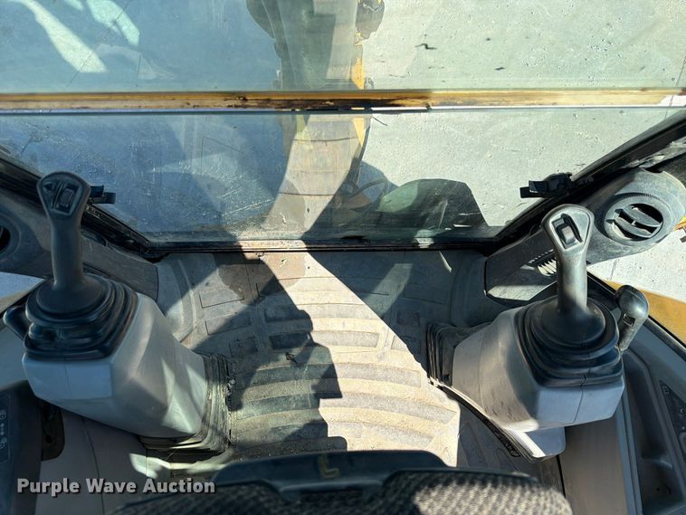 image for item FP3176 2007 Caterpillar 430E backhoe