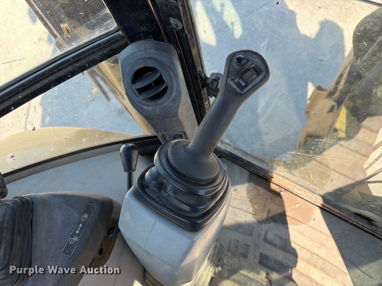 image for item FP3176 2007 Caterpillar 430E backhoe