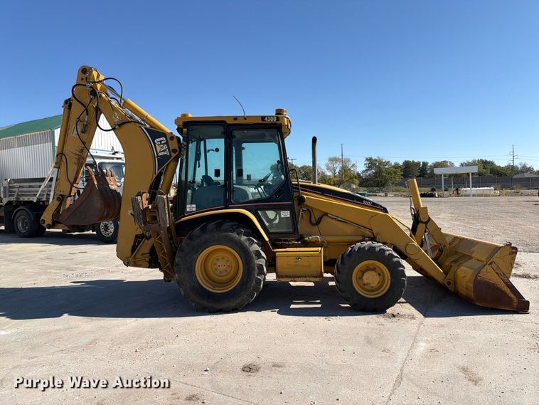 image for item FP3177 2003 Caterpillar 430D backhoe