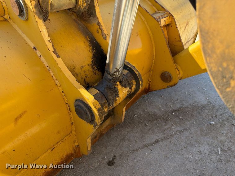 image for item FP3177 2003 Caterpillar 430D backhoe