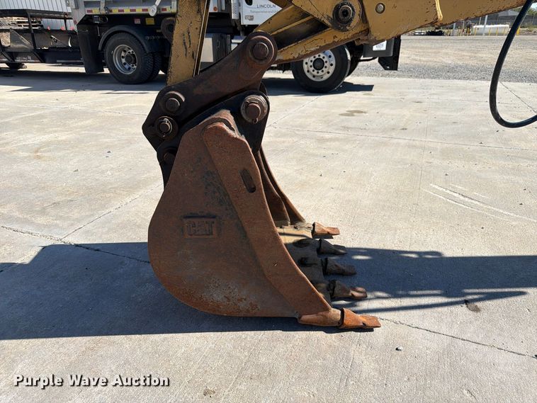 image for item FP3177 2003 Caterpillar 430D backhoe