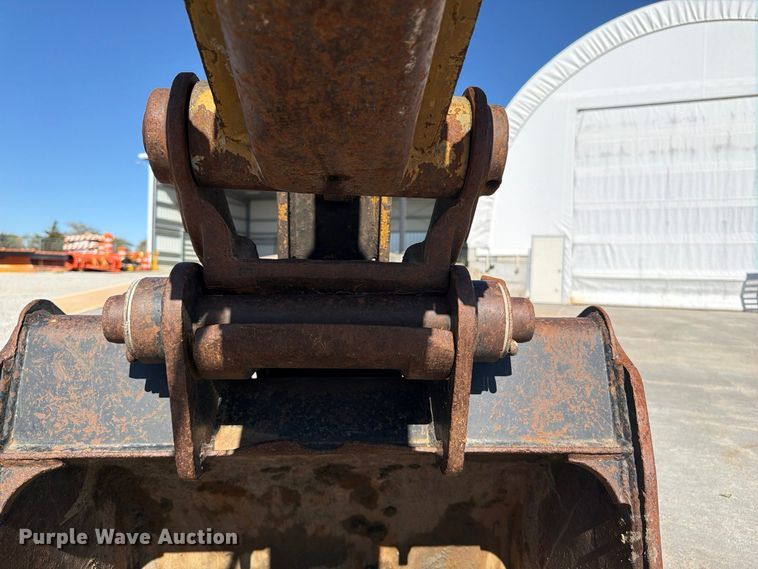 image for item FP3177 2003 Caterpillar 430D backhoe