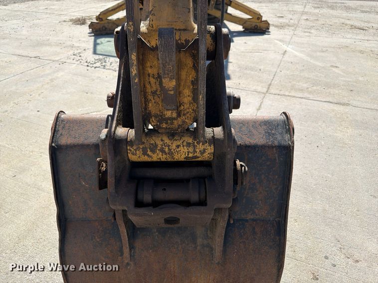 image for item FP3177 2003 Caterpillar 430D backhoe