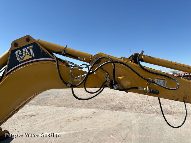 image for item FP3177 2003 Caterpillar 430D backhoe