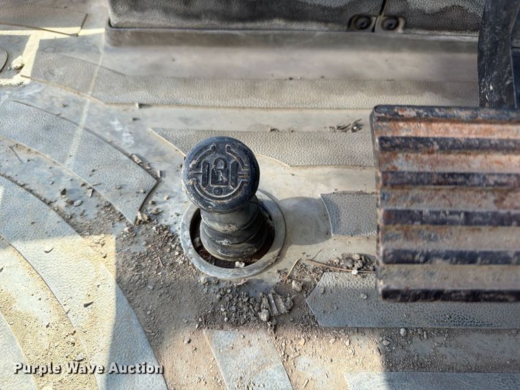 image for item FP3177 2003 Caterpillar 430D backhoe