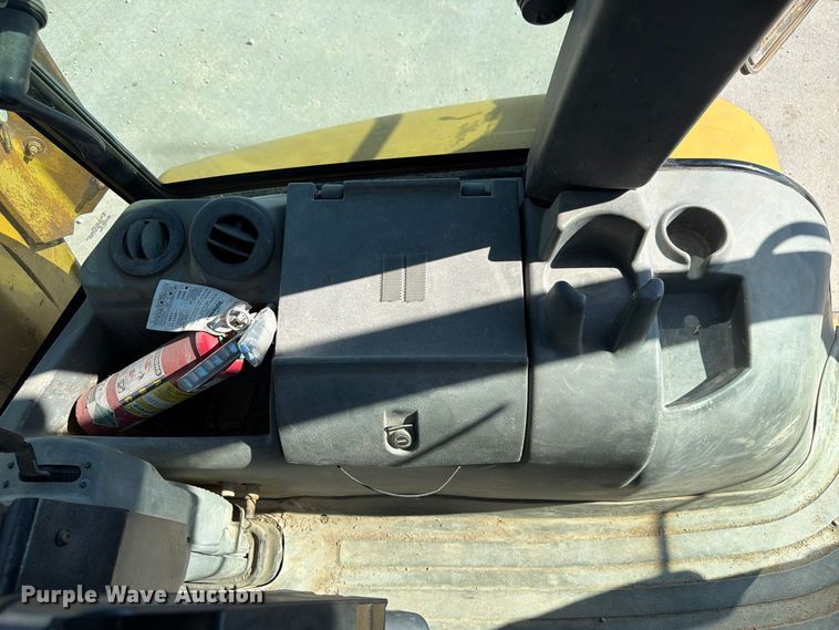 image for item FP3177 2003 Caterpillar 430D backhoe