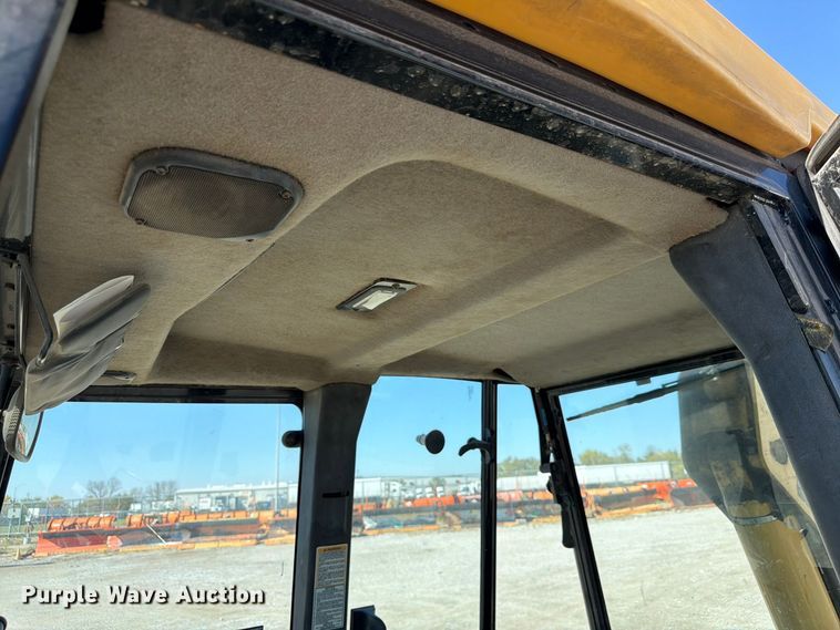 image for item FP3177 2003 Caterpillar 430D backhoe