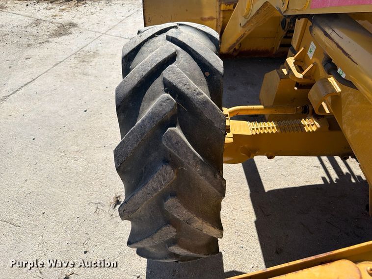 image for item FP3177 2003 Caterpillar 430D backhoe