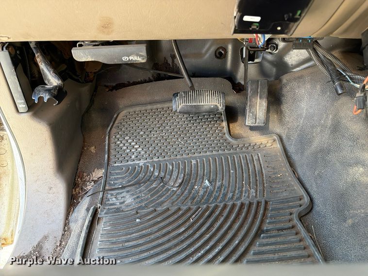 image for item FP3178 2003 Ford F-550 dump truck