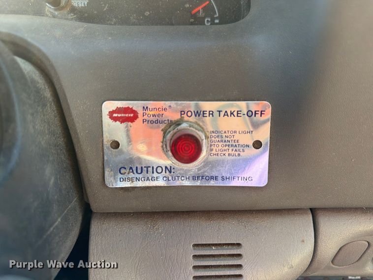 image for item FP3178 2003 Ford F-550 dump truck