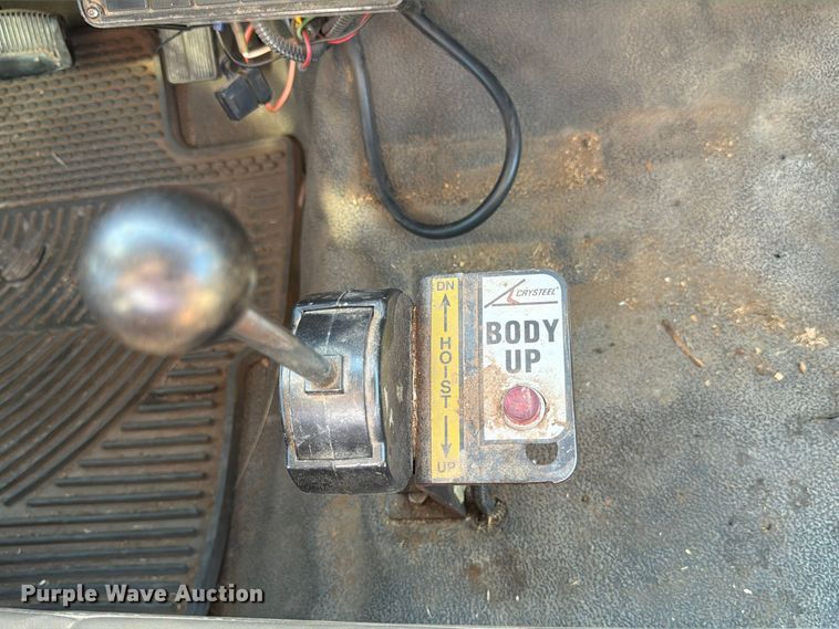 image for item FP3178 2003 Ford F-550 dump truck