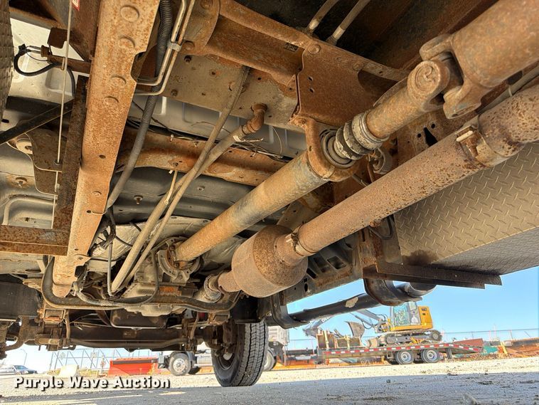 image for item FP3178 2003 Ford F-550 dump truck