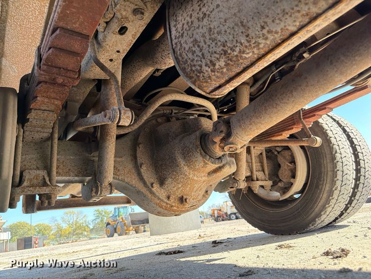 image for item FP3178 2003 Ford F-550 dump truck