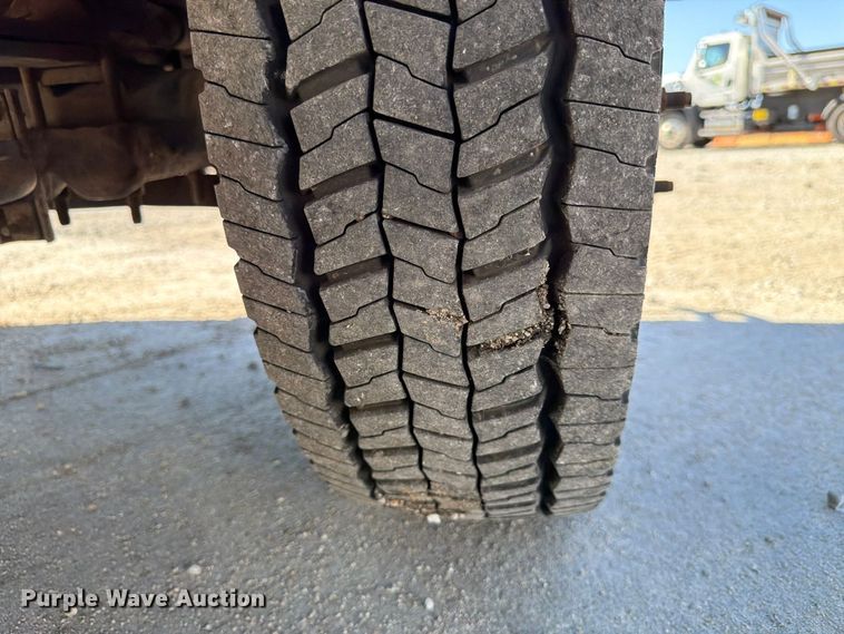 image for item FP3178 2003 Ford F-550 dump truck