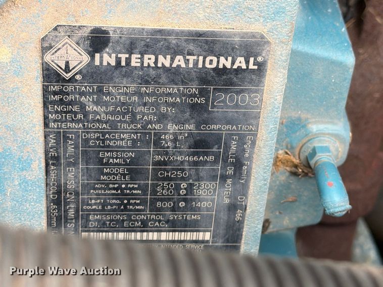 image for item FP3500 2004 International 4400 tank truck