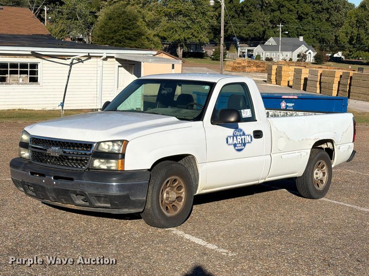image for item FP3503 2006 Chevrolet Silverado 1500 pickup truck
