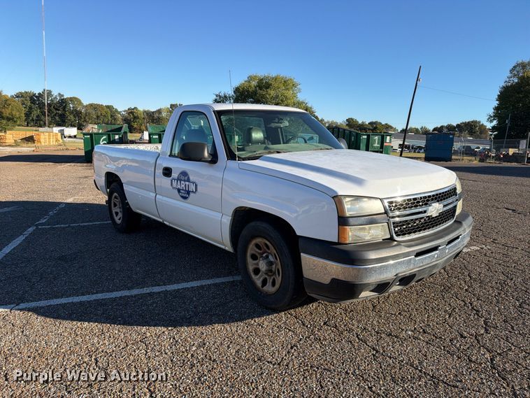 image for item FP3503 2006 Chevrolet Silverado 1500 pickup truck