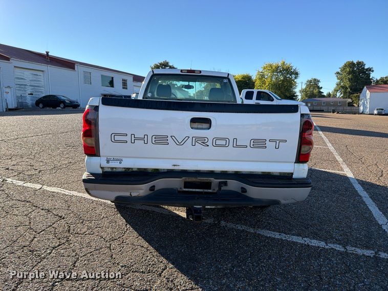 image for item FP3503 2006 Chevrolet Silverado 1500 pickup truck