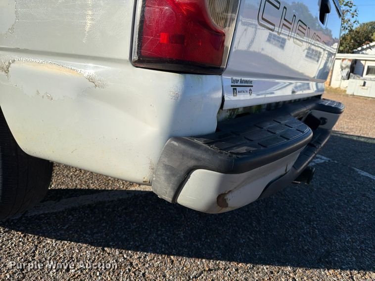 image for item FP3503 2006 Chevrolet Silverado 1500 pickup truck