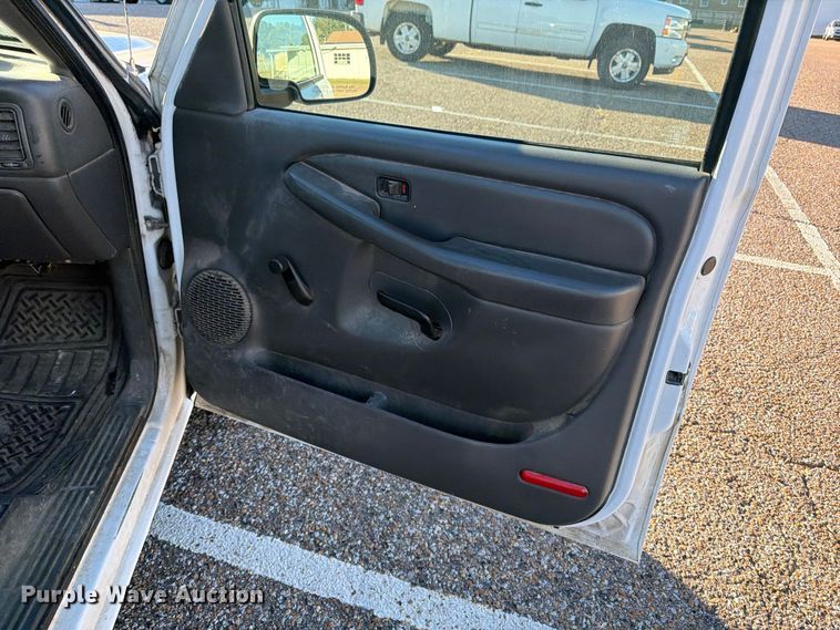 image for item FP3503 2006 Chevrolet Silverado 1500 pickup truck