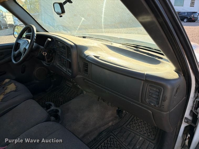 image for item FP3503 2006 Chevrolet Silverado 1500 pickup truck
