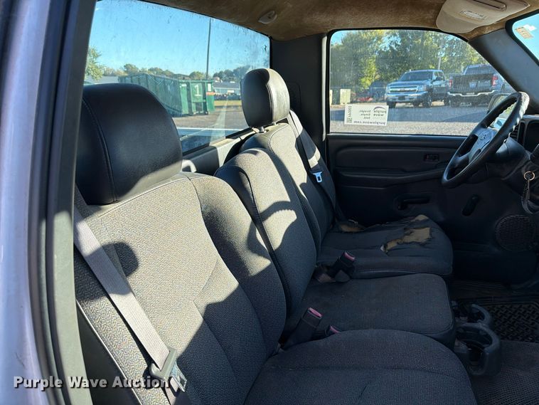 image for item FP3503 2006 Chevrolet Silverado 1500 pickup truck