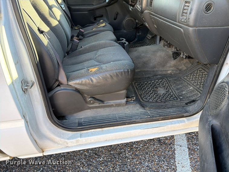 image for item FP3503 2006 Chevrolet Silverado 1500 pickup truck