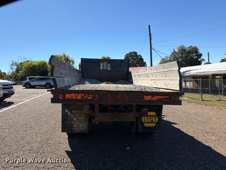 image for item FP3514 1989 Mack CS flatbed truck