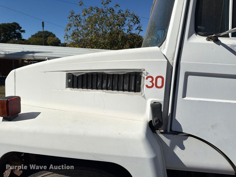 image for item FP3514 1989 Mack CS flatbed truck