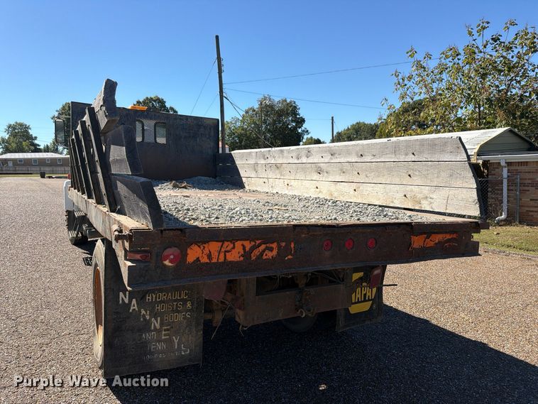 image for item FP3514 1989 Mack CS flatbed truck
