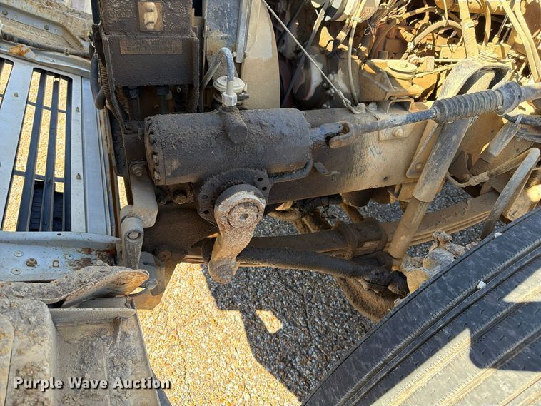 image for item FP3514 1989 Mack CS flatbed truck
