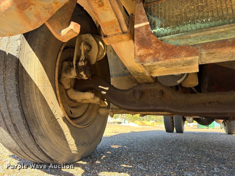 image for item FP3514 1989 Mack CS flatbed truck
