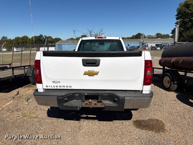 image for item FP3515 2013 Chevrolet Silverado 1500 pickup truck