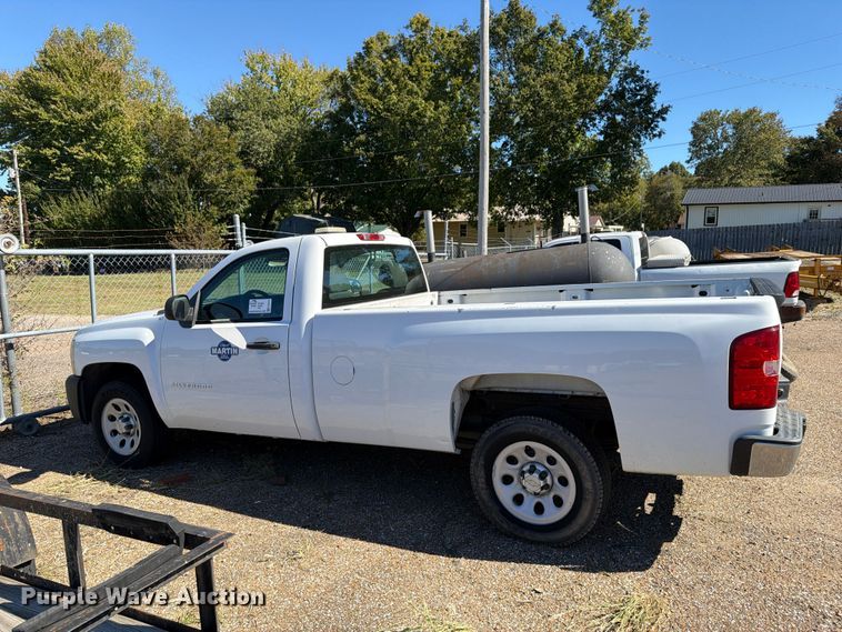 image for item FP3515 2013 Chevrolet Silverado 1500 pickup truck