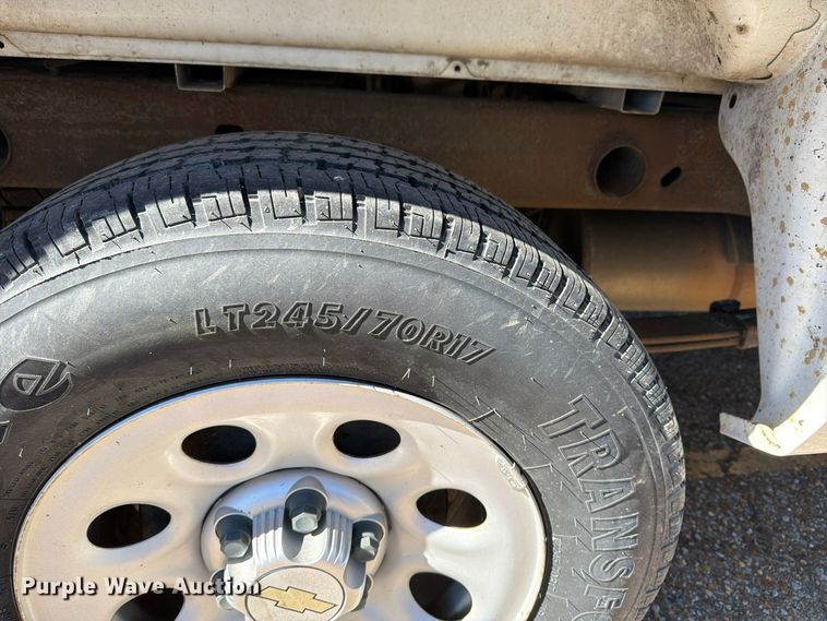image for item FP3515 2013 Chevrolet Silverado 1500 pickup truck